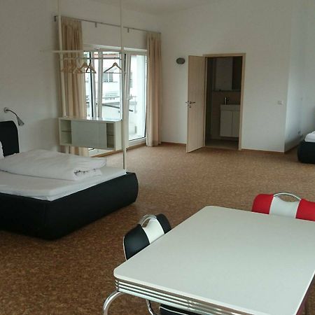 Dreikoenig Aparthotel Κράιλσχαϊμ Δωμάτιο φωτογραφία